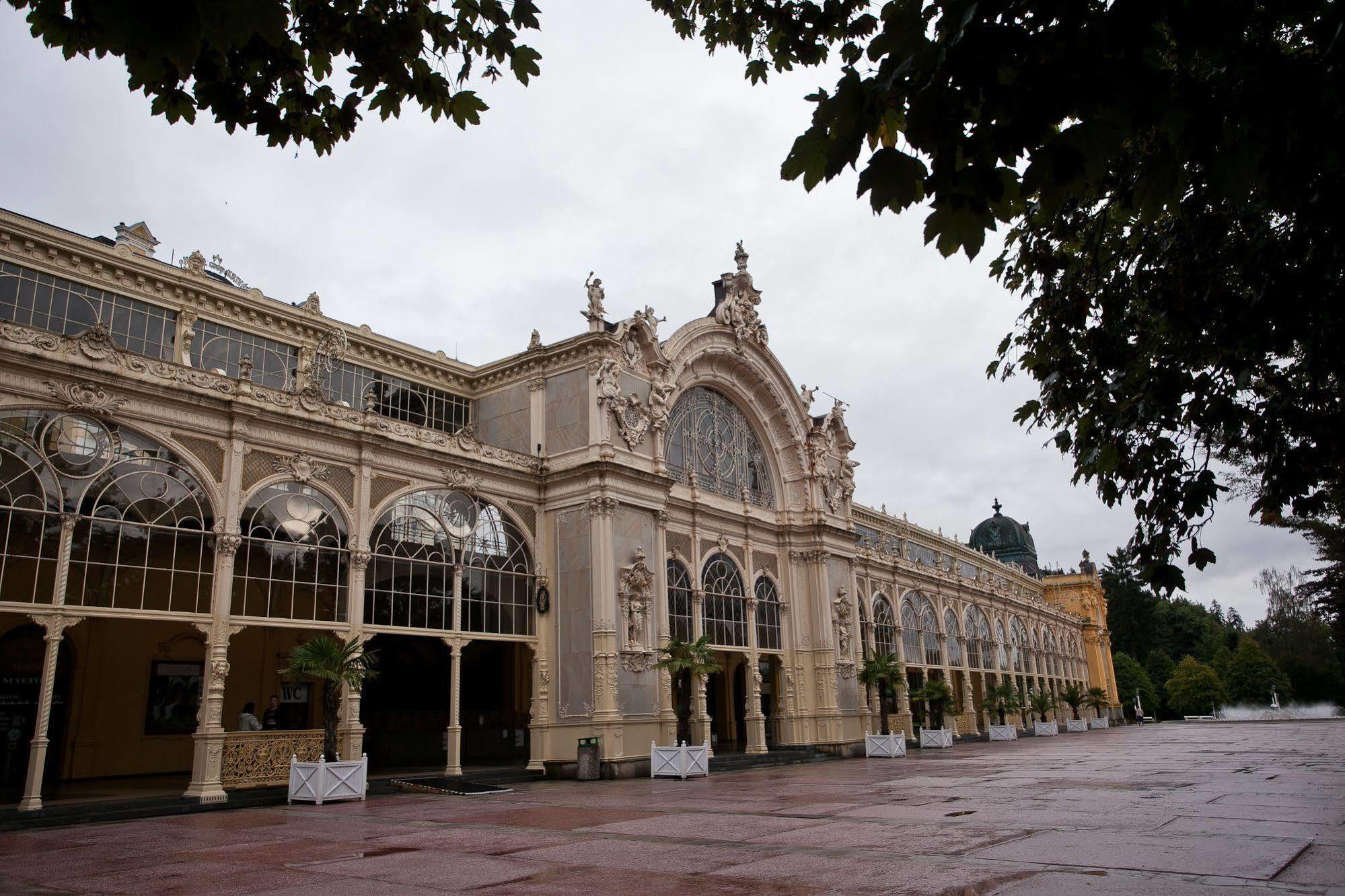 Belvedere Wellness Hotel Mariánské Lázně Dış mekan fotoğraf